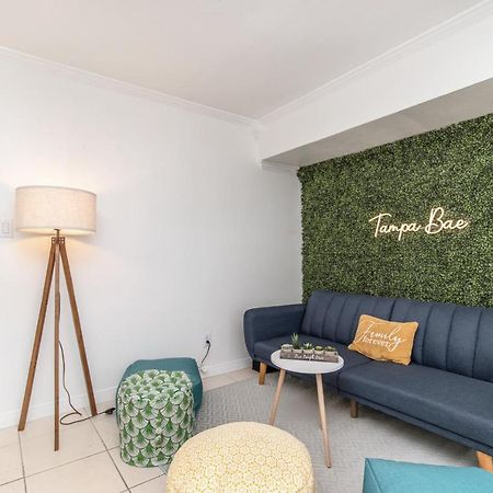 6 Bedroom Bucs Airport Mall Beach Wifi Тампа Экстерьер фото